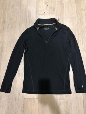 Smartwool Black 1/4 zip long sleeve shirt